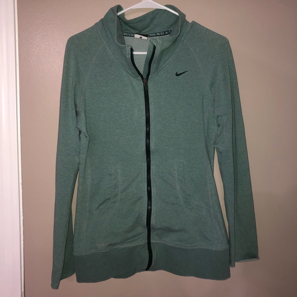 NIKE Wmns DRI FIT Jacket